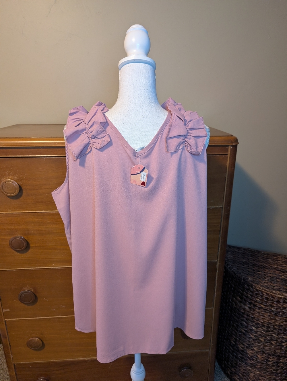 NWT Zenana Ruffled Sleeveless Dusty Rose Blouse SZ 2X - Picture 5 of 13